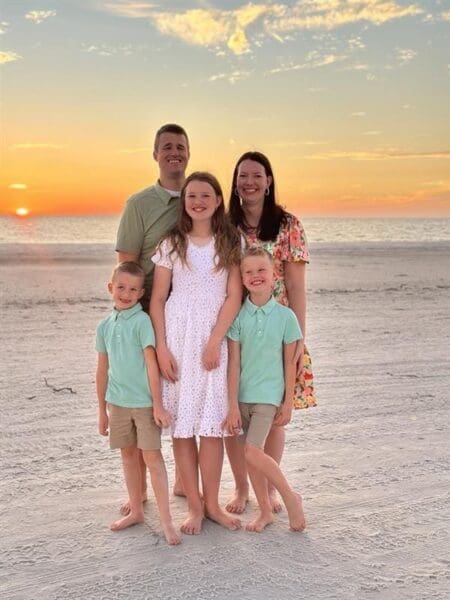 an image of Matthew Bowden and family in Hawaii
